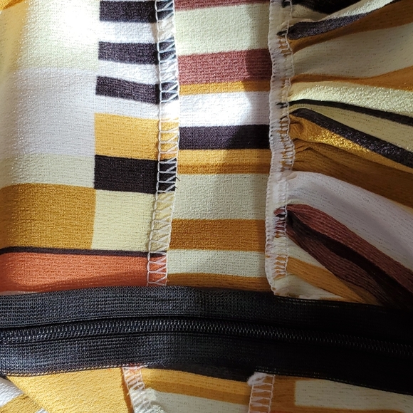 VINTAGE Graphic Print Maxi - Picture 14 of 17